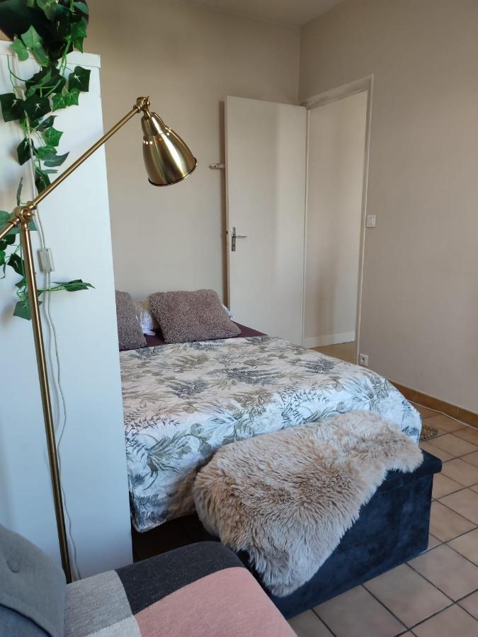 Paris Authentic House Small, Bright And Calm Studio Oda fotoğraf