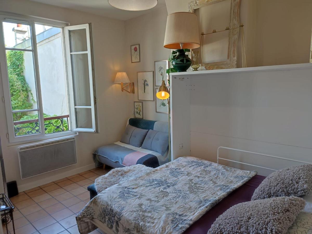 Paris Authentic House Small, Bright And Calm Studio Oda fotoğraf